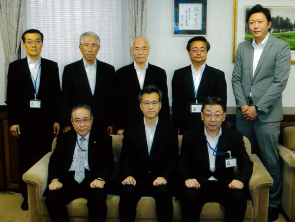表敬訪問