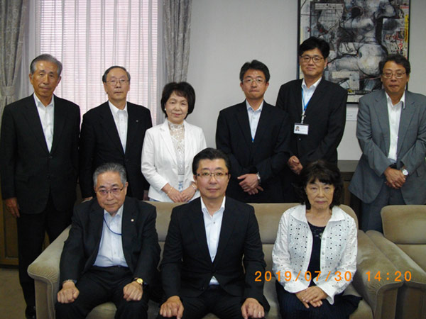 表敬訪問